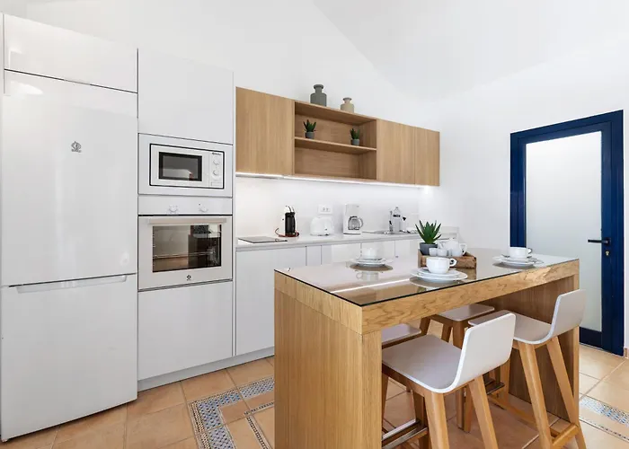 Lanzarote Volcan 10- Private Heated Pool Playa Blanca