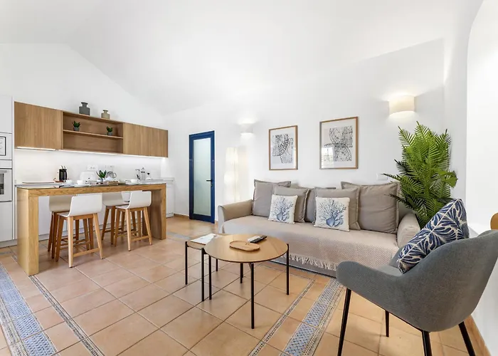 Lanzarote Volcan 10- Private Heated Pool Villa *