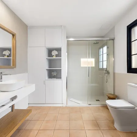 Lanzarote Volcan 10- Private Heated Pool Playa Blanca